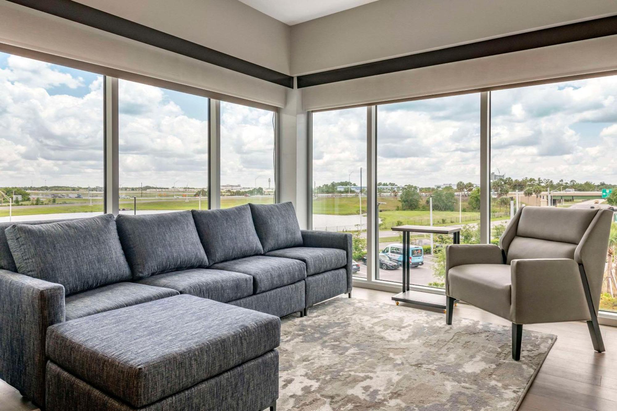 Cambria Hotel Orlando Airport Ngoại thất bức ảnh