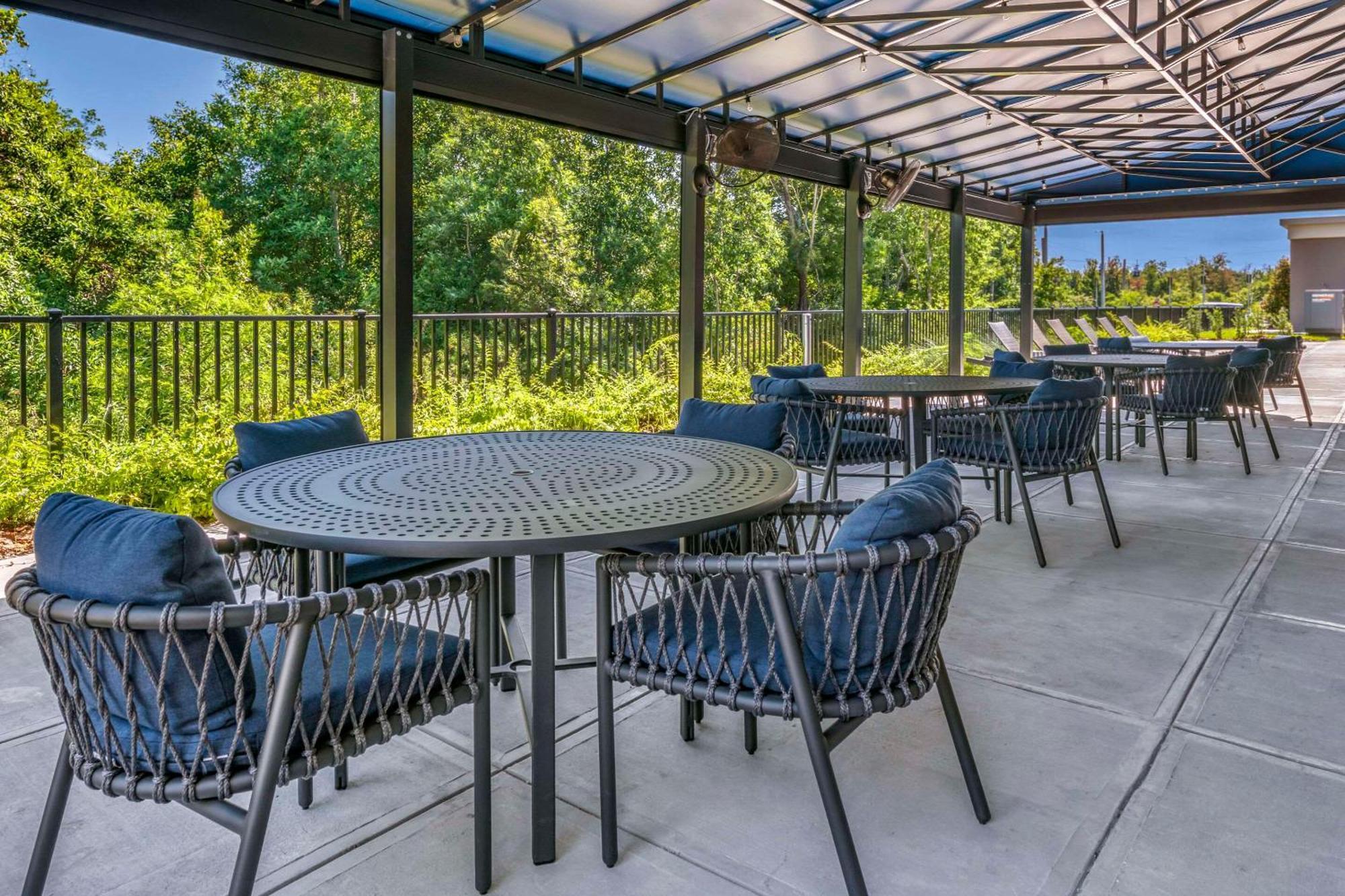 Cambria Hotel Orlando Airport Ngoại thất bức ảnh
